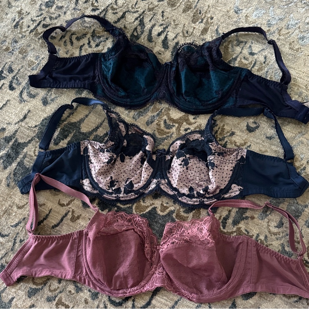 Set of 3 LIKE NEW Panache 32 F
